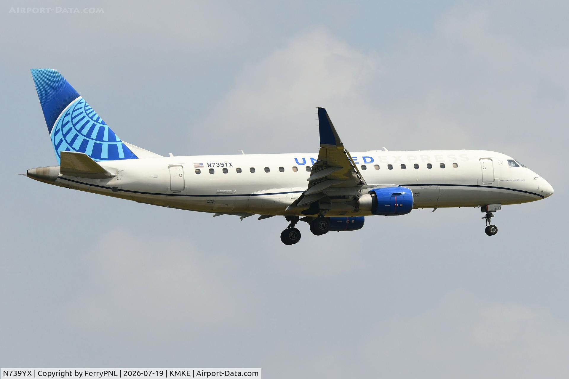 Aircraft N739YX, 2016 Embraer 175LR (ERJ-170-200LR), c/n 17000542, Arrival of United Express ERJ175, at KMKE, photo by FerryPNL