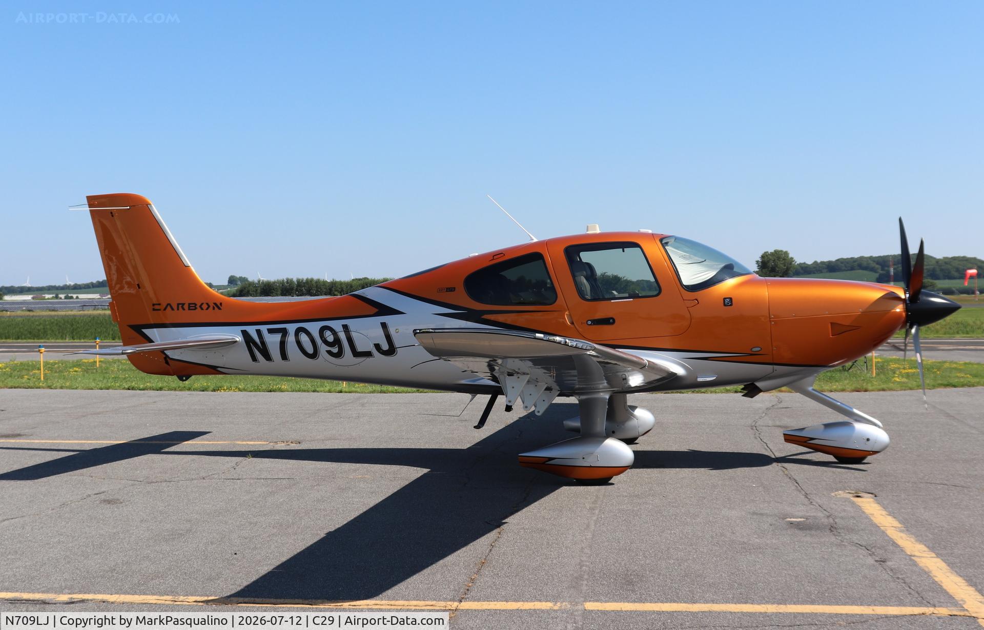 Aircraft N709LJ, 2023 Cirrus SR22T, c/n 9365, Cirrus SR22T, at C29, photo by MarkPasqualino