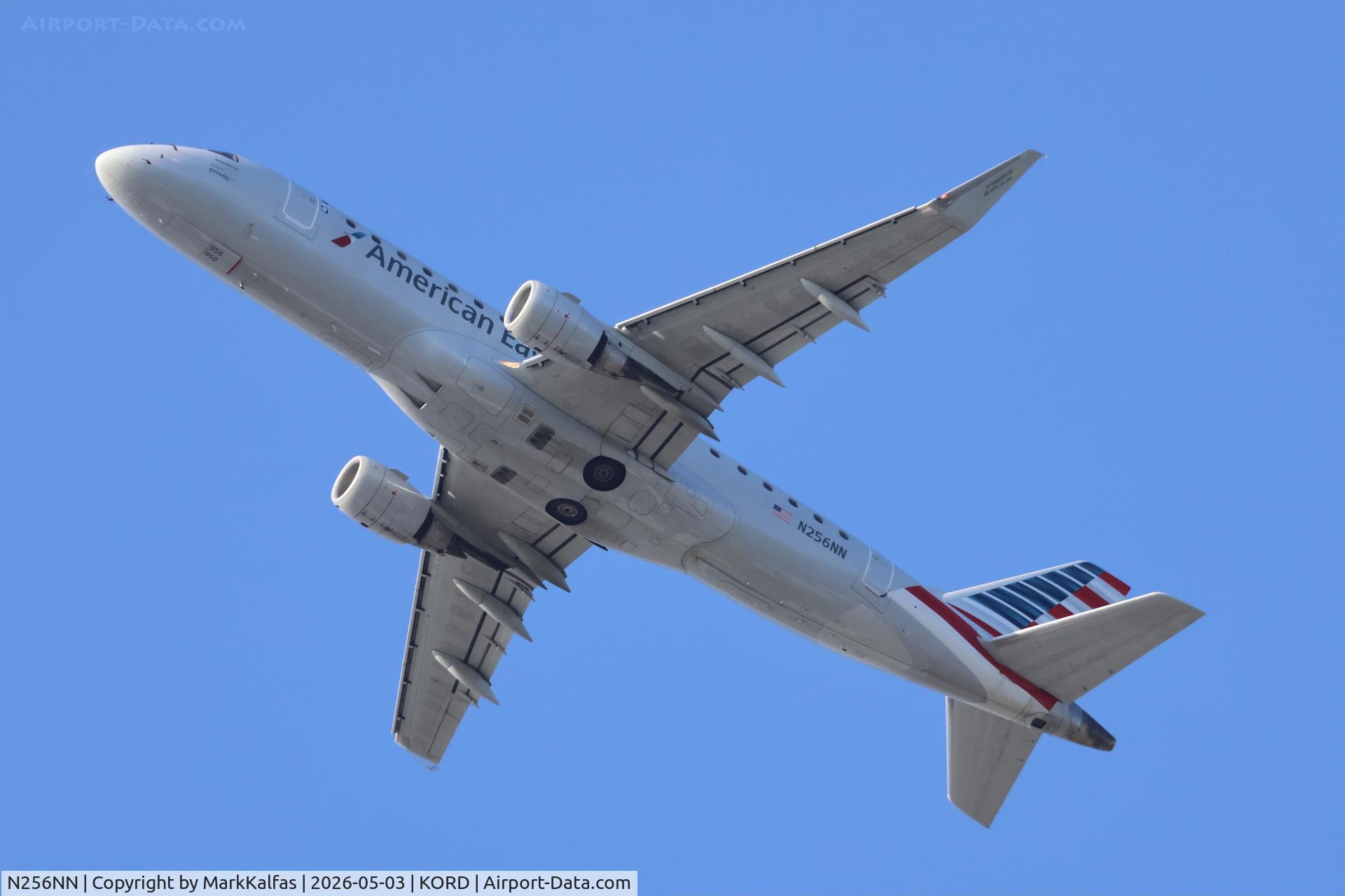 Aircraft N256NN, 2017 Embraer 175LR (ERJ-170-200LR), c/n 17000665, E75L Envoy Air/American Eagle Embraer ERJ 170-200 LR N256NN deoarting 28R KORD, at KORD, photo by MarkKalfas