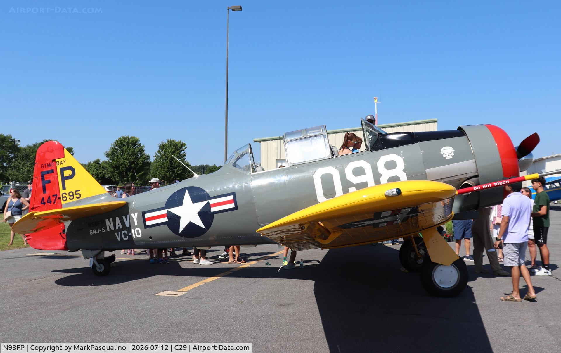 N98FP, 1944 North American AT-6G Texan, c/n 7695, North American AT-6G
