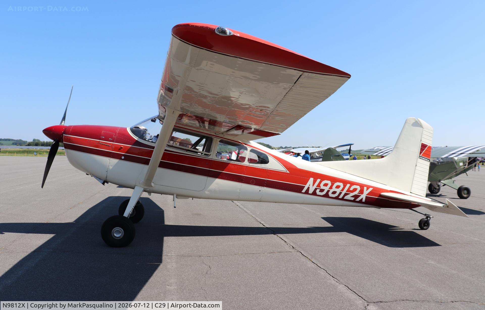 Aircraft N9812X, 1961 Cessna 185 Skywagon, c/n 1850012, Cessna 185, at C29, photo by MarkPasqualino