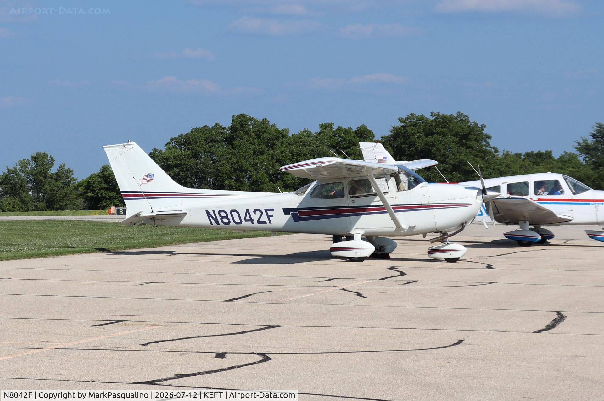 Aircraft N8042F, 1975 Cessna 172M, c/n 17264378, Cessna 172M, at KEFT, photo by MarkPasqualino