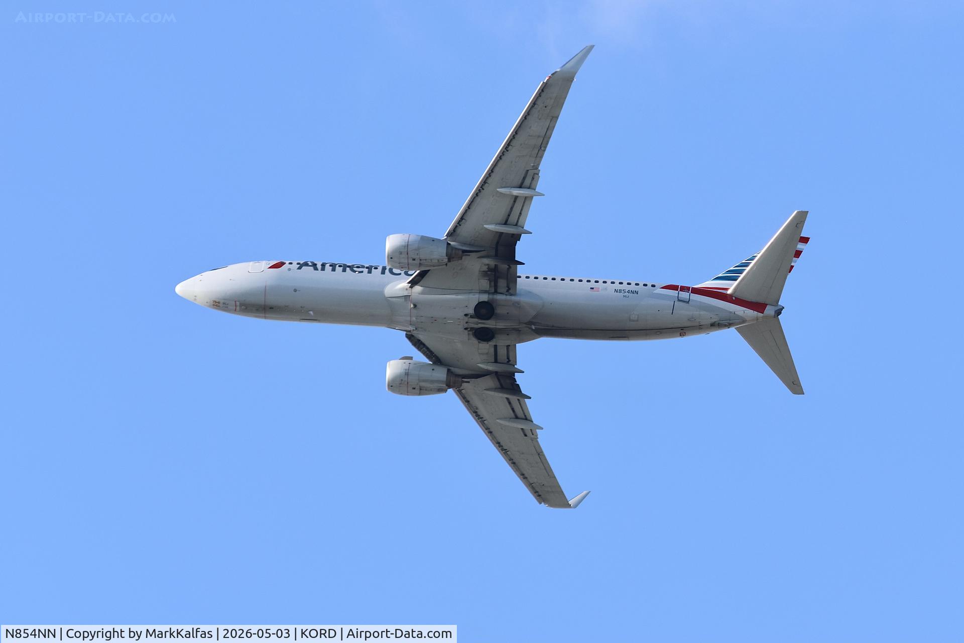 Aircraft N854NN, 2010 Boeing 737-823, c/n 33214, B738 American Airlines Boeing 737-823 N854NN departing 28R KORD, at KORD, photo by MarkKalfas