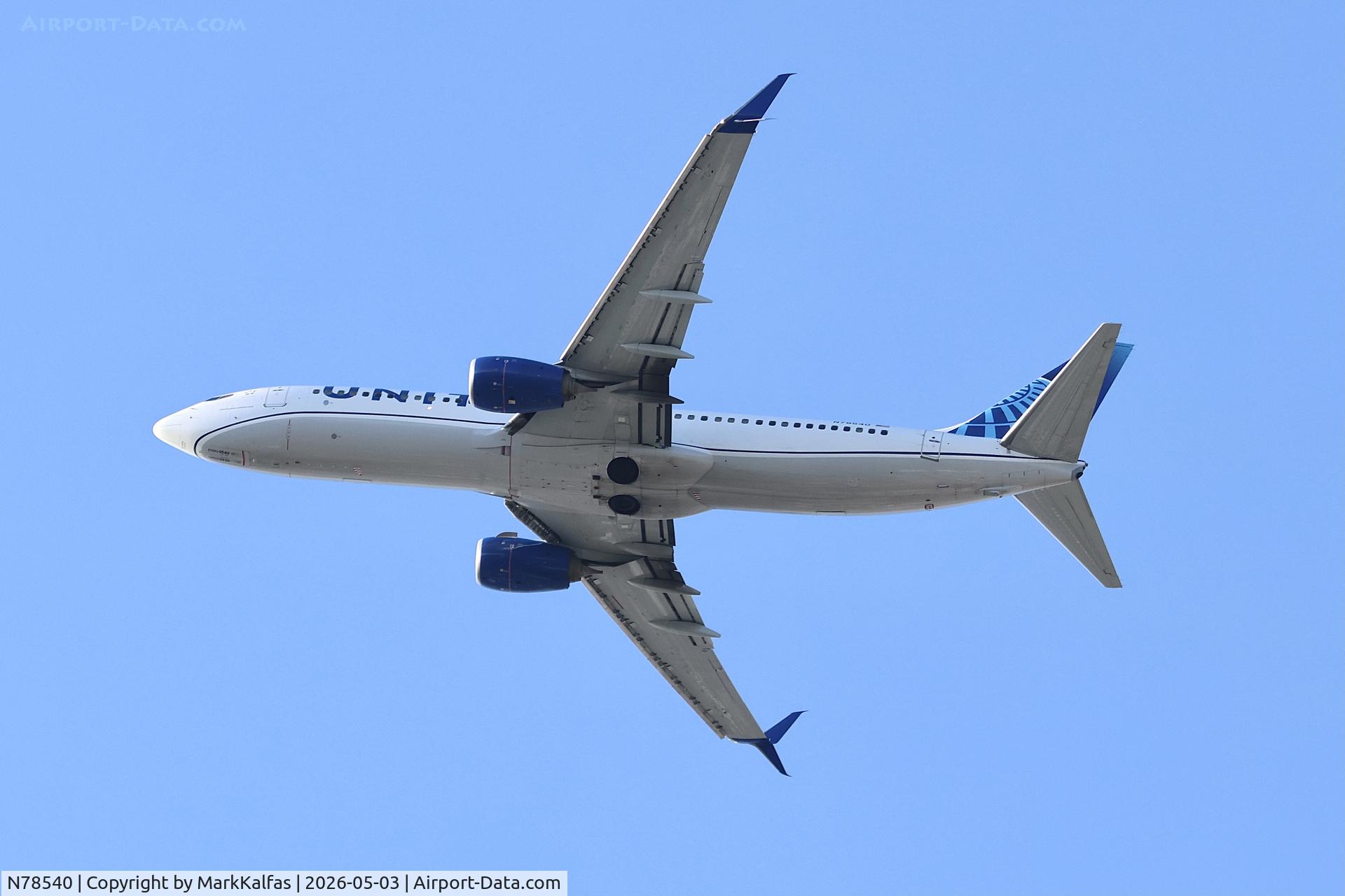 N78540, 2017 Boeing 737-800, c/n 63646, B738 United Boeing 737-824 N78540 departing 28R KORD