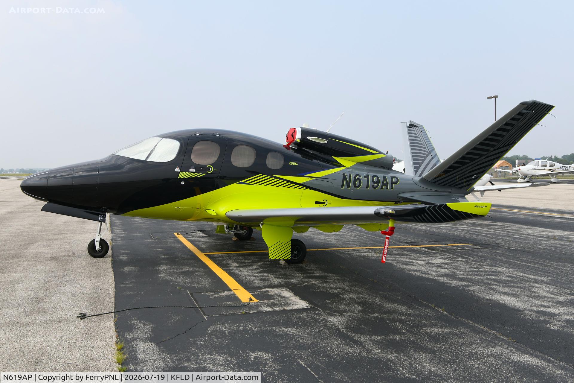 Aircraft N619AP, 2025 Cirrus Design Corp SF50 VisionJet, c/n 0651, PRILLAMAN AIR LLC SF50, at KFLD, photo by FerryPNL