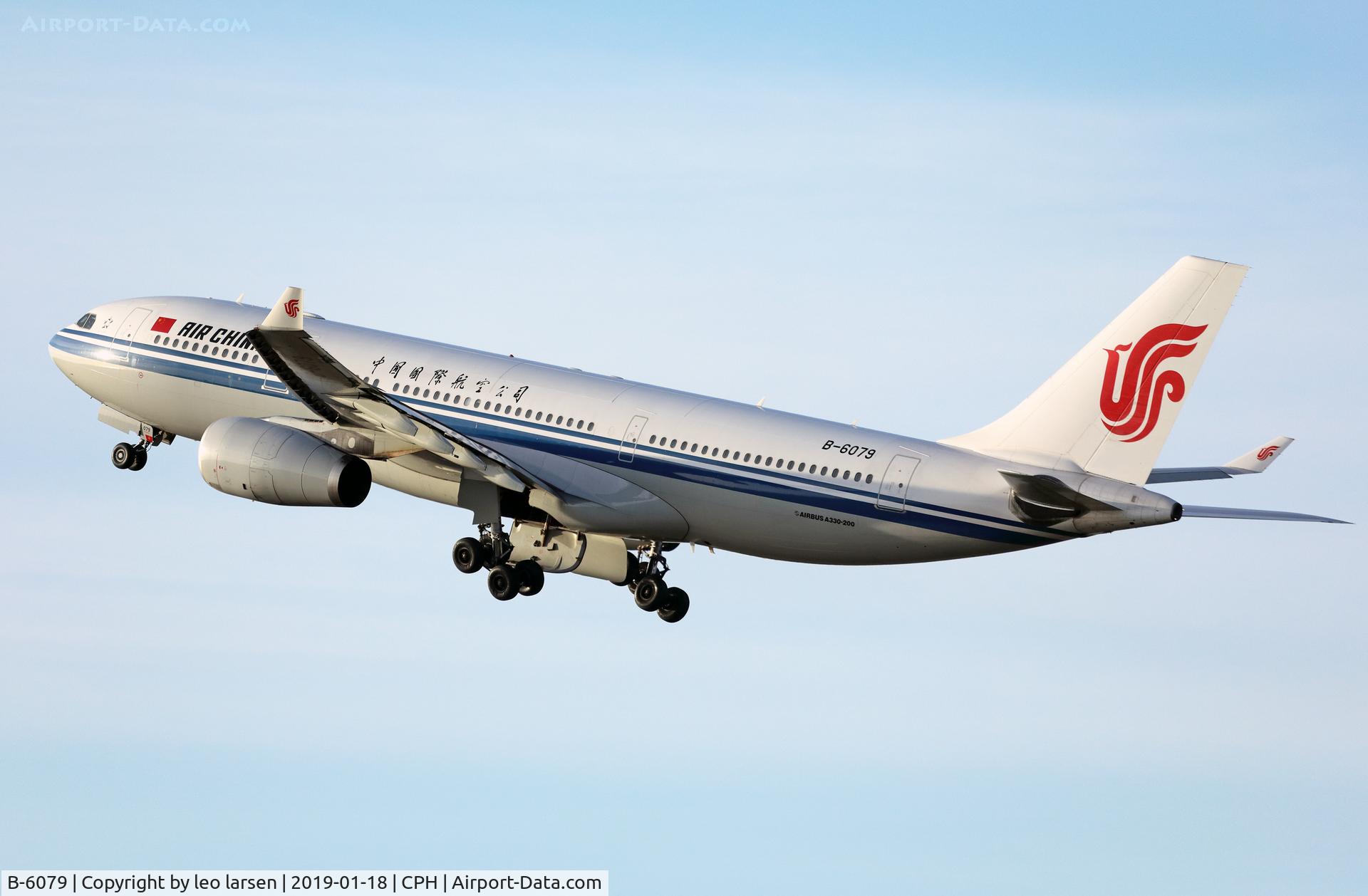 B-6079, 2006 Airbus A330-243, c/n 810, openhagen 18.1.2029