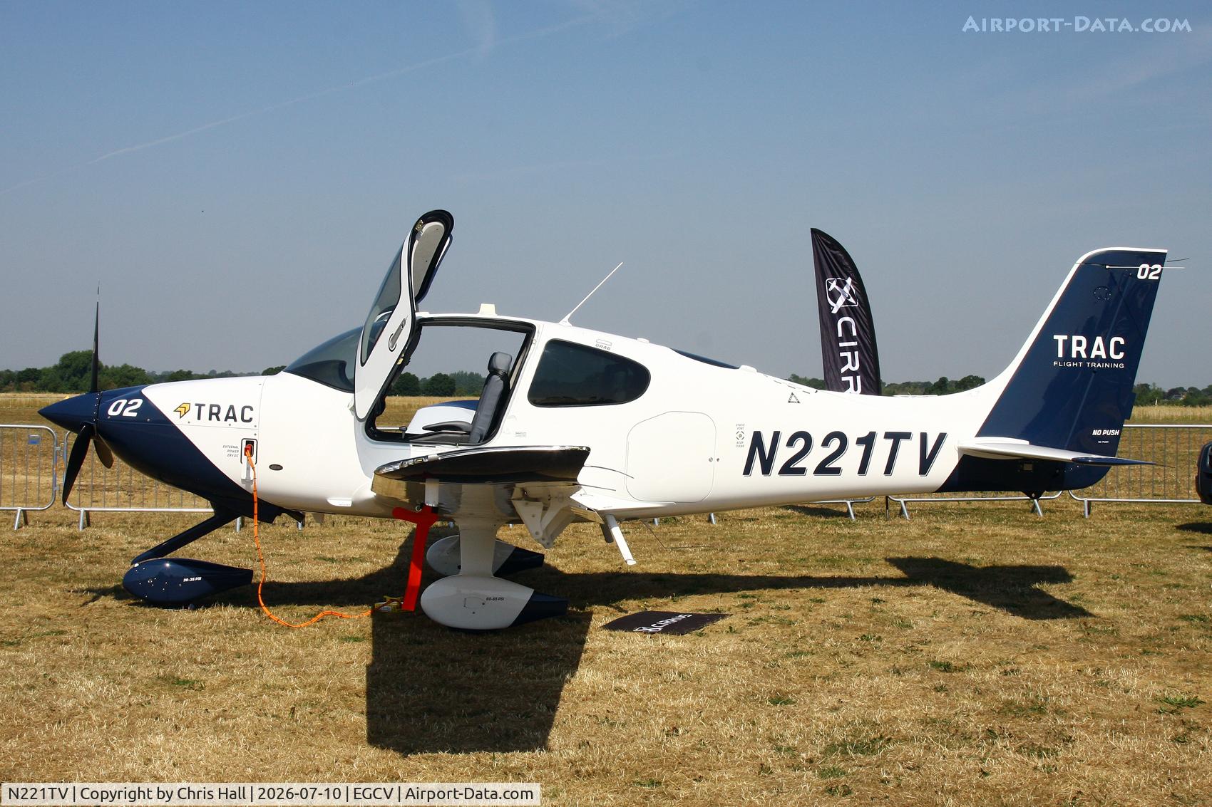 Aircraft N221TV, Cirrus SR-20 G7-TRAC, c/n 11128, Sleapkosh 26, day 1, 10/07/26, at EGCV, photo by Chris Hall