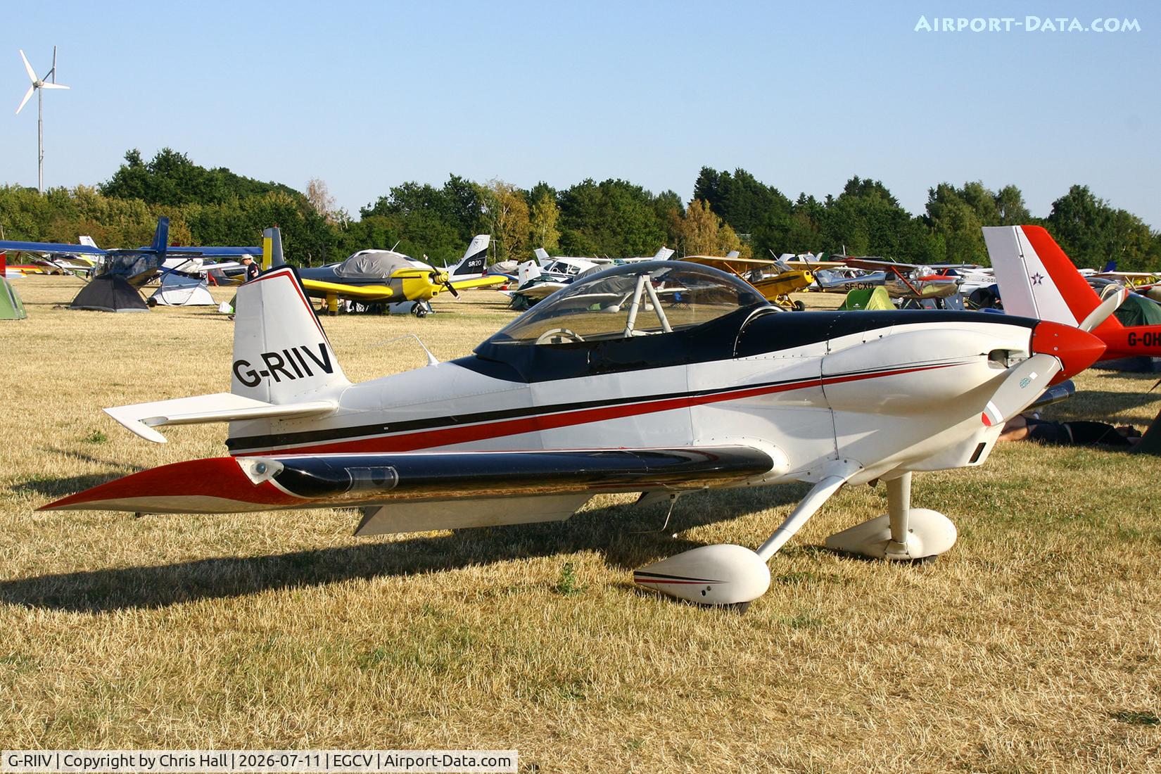 G-RIIV, 1988 Vans RV-4, c/n 1340, Sleapkosh 26, day 2, 11/07/26