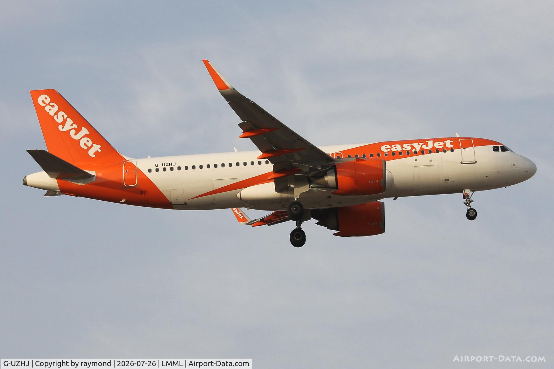 Aircraft G-UZHJ, Airbus A330-243, c/n 666, Airbus A320-251N reg G-UZHJ of Easyjet landing in Malta RW13., at LMML, photo by raymond