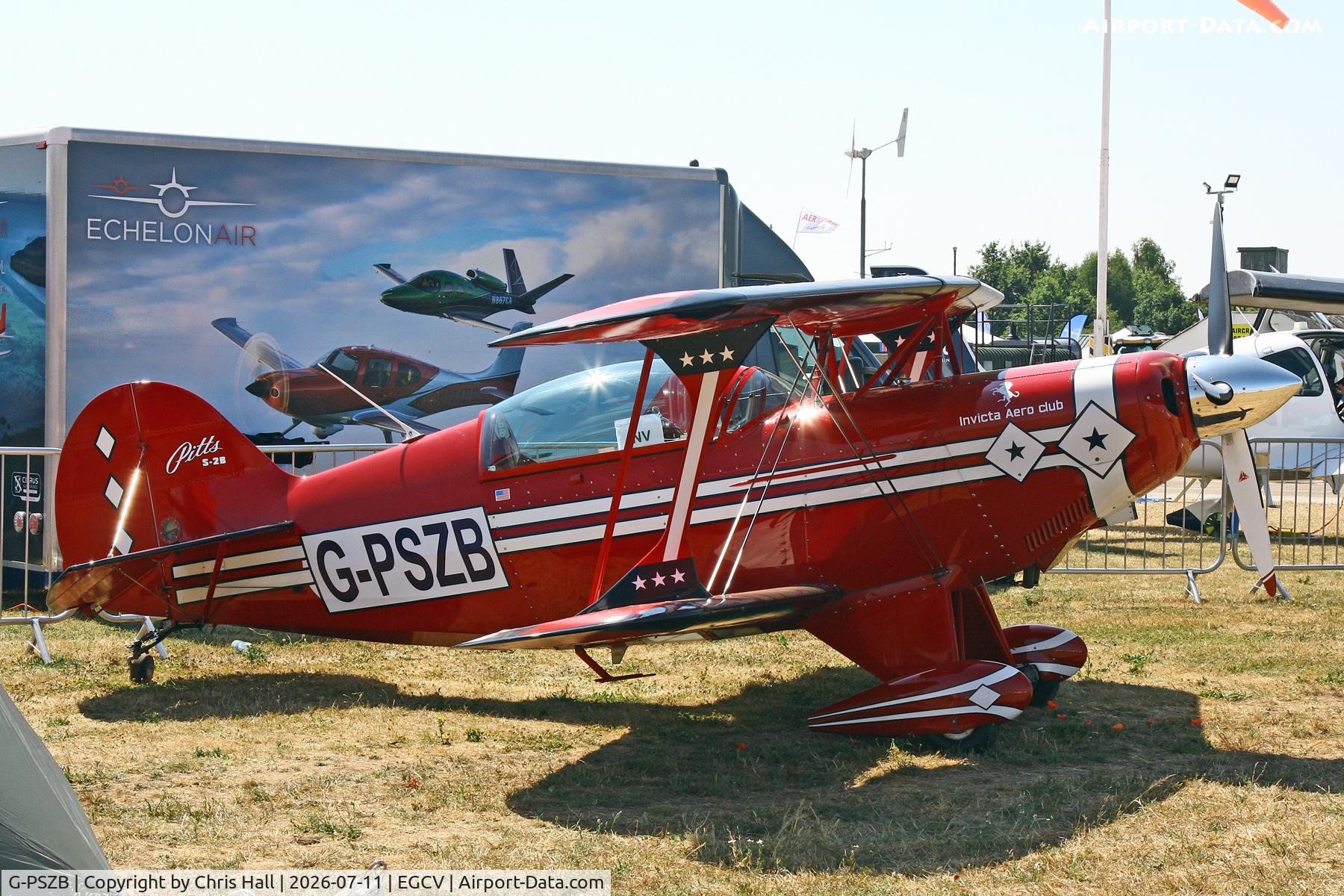 Aircraft G-PSZB, 1988 Pitts S-2B Special, c/n 5144, Sleapkosh 26, day 2, 11/07/26, at EGCV, photo by Chris Hall