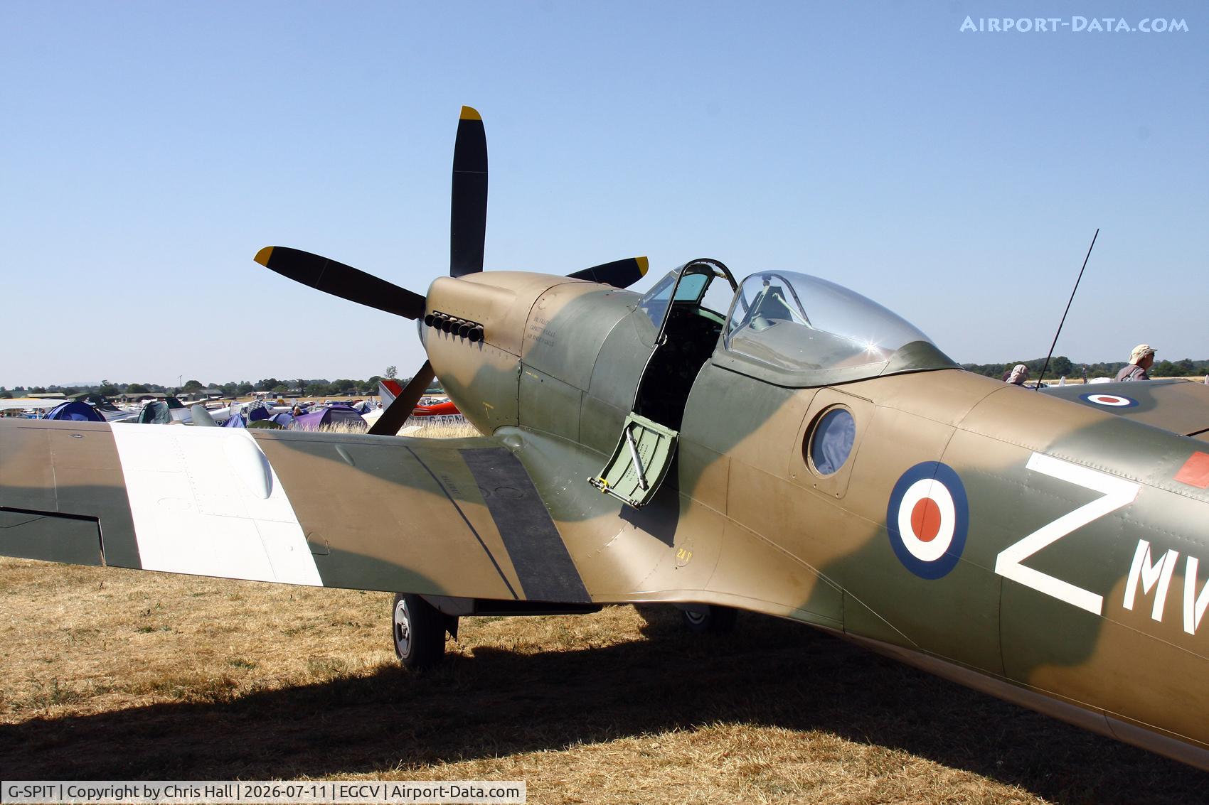 Aircraft G-SPIT, 1944 Supermarine 379 Spitfire FR.XIV, c/n 6S/649205, Sleapkosh 26, day 2, 11/07/26, at EGCV, photo by Chris Hall