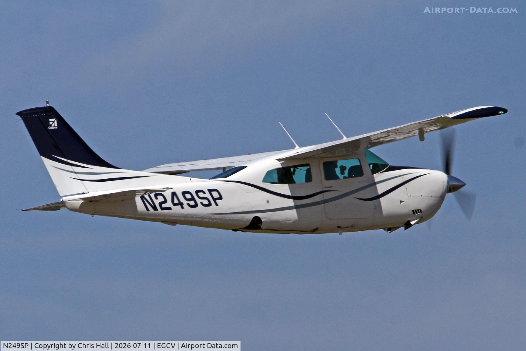Aircraft N249SP, 1975 Cessna 210L Centurion, c/n 21060990, Sleapkosh 26, day 2, 11/07/26, at EGCV, photo by Chris Hall