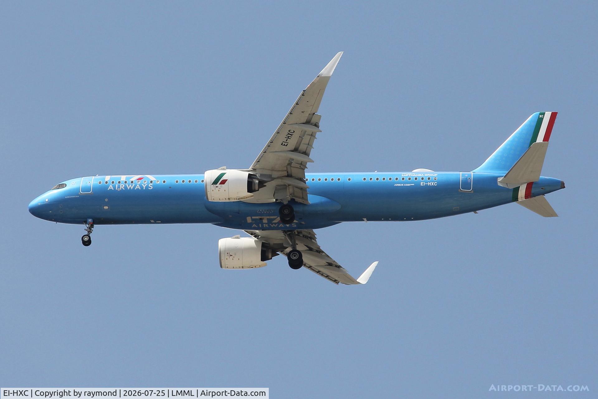 EI-HXC, 2024 Airbus A321-271NX, c/n 11729, Airbus A321-271NX reg EI-HXC of ITA on long approach for RW13 landing in Malta.
