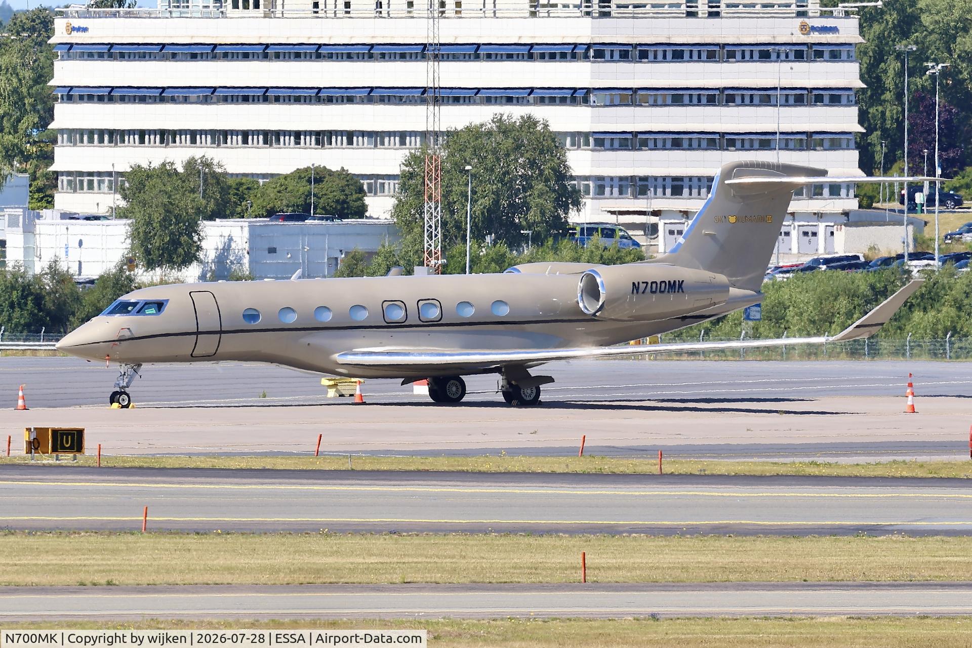 Aircraft N700MK, 2018 Gulfstream G-VI (G650ER), c/n 6319, Ramp M, at ESSA, photo by wijken