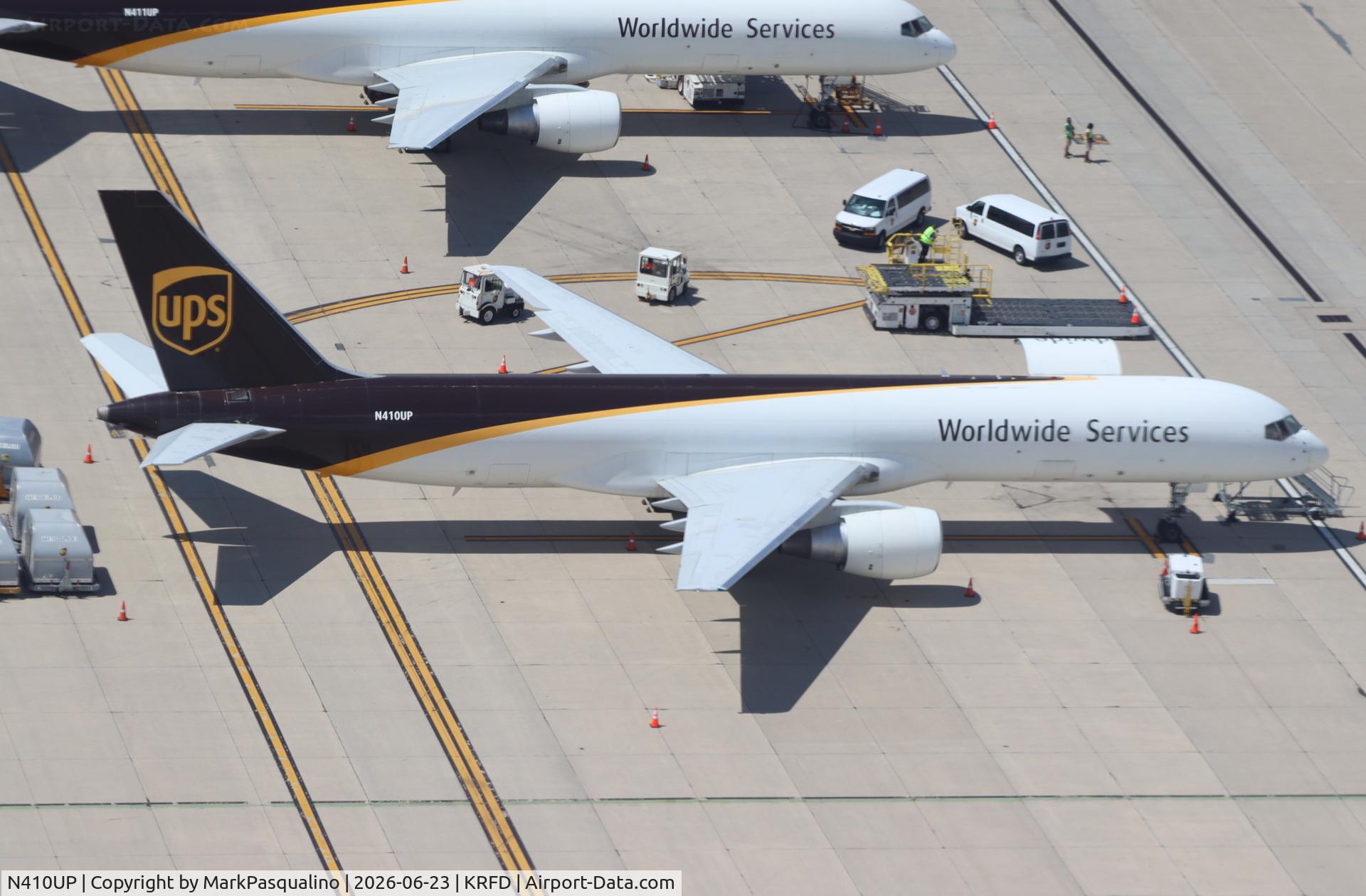 Aircraft N410UP, 1988 Boeing 757-24APF, c/n 23732 l/n 189, Boeing 757-24APF, at KRFD, photo by MarkPasqualino