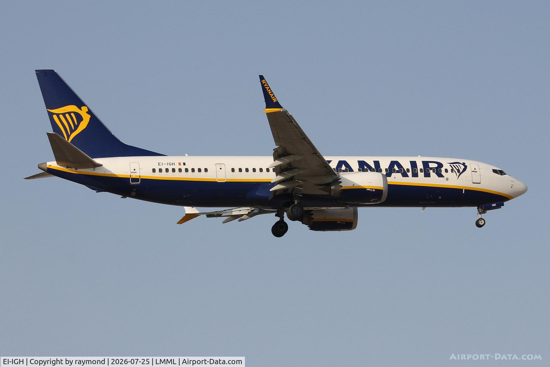 Aircraft EI-IGH, 2023 Boeing 737-8 MAX 200, c/n 67133 l/n 8520, Ryanair Boeing 737-8 MAX reg EI-IGH on final approach RW31 Malta., at LMML, photo by raymond