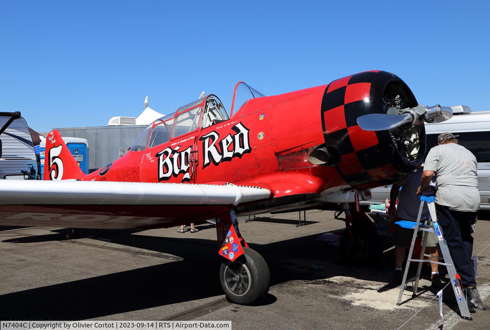 N7404C, 1943 North American SNJ-4 Texan, c/n 88-14124, 2023 air races