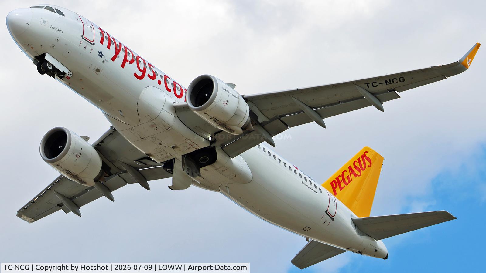 TC-NCG, 2019 Airbus A320-251NEO, c/n 8863, Climbing after departure and retracting the landing gear