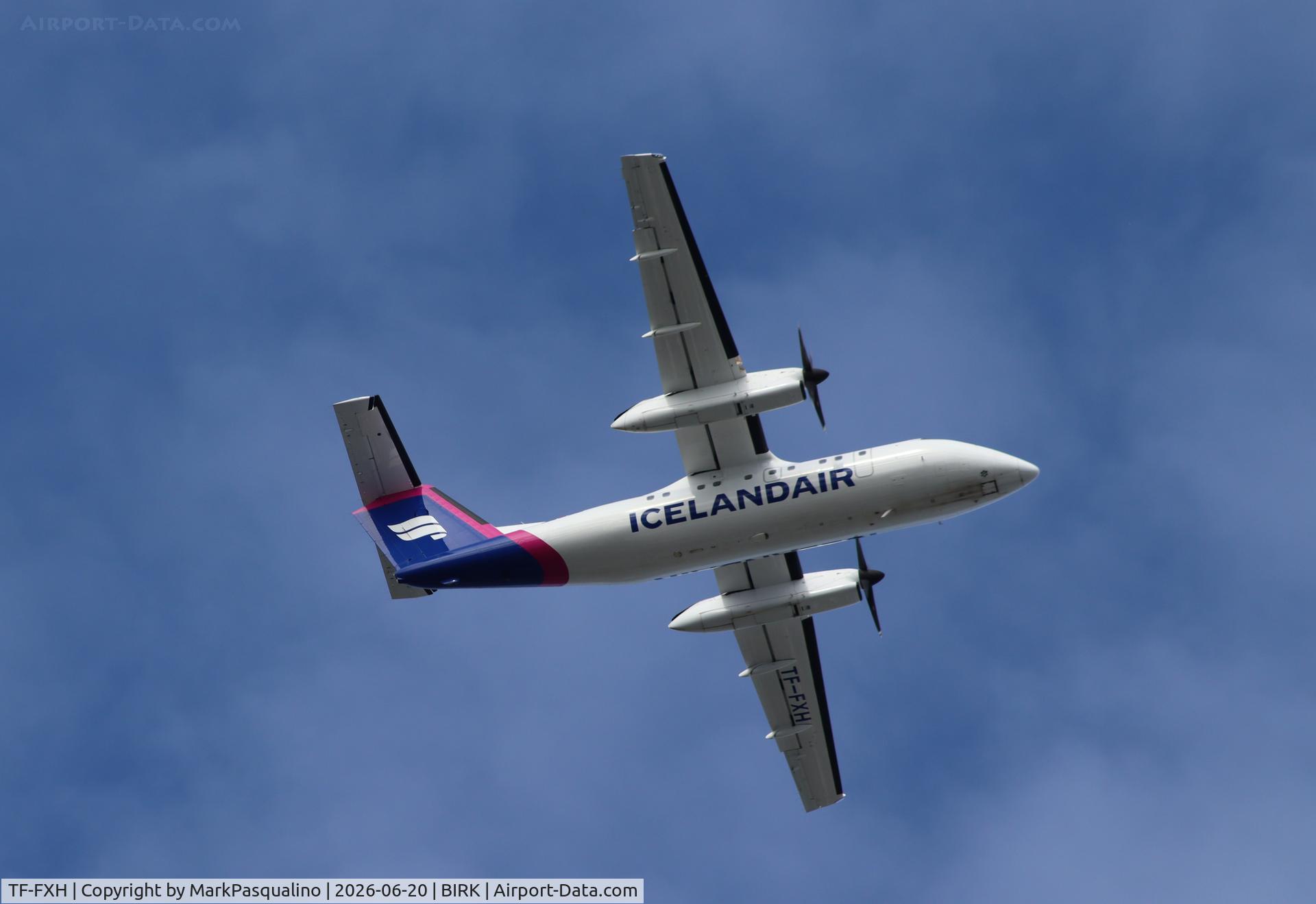 Aircraft TF-FXH, 1997 De Havilland Canada DHC-8-202 Dash 8, c/n 450, DHC-8-202, at BIRK, photo by MarkPasqualino
