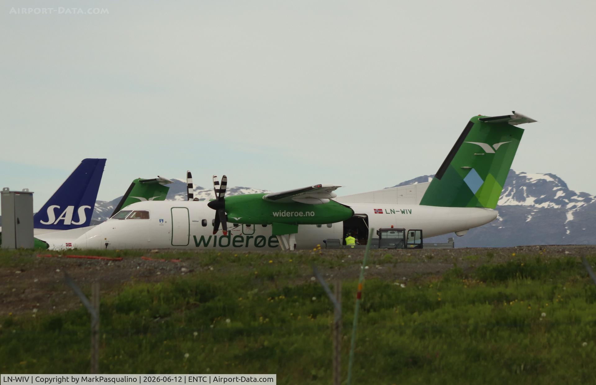 Aircraft LN-WIV, 1992 De Havilland Canada DHC-8-102 Dash 8, c/n 343, DHC-8-102, at ENTC, photo by MarkPasqualino