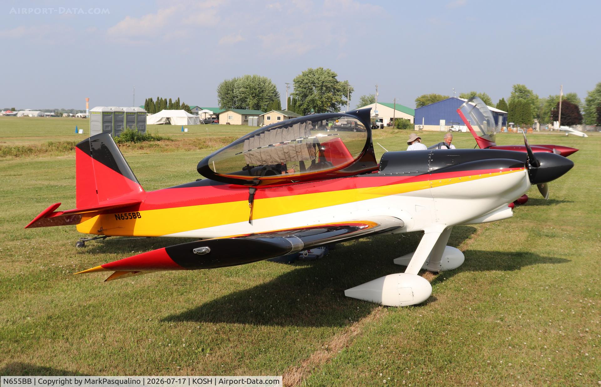 Aircraft N655BB, Vans RV-4, c/n 489, Vans RV-4, at KOSH, photo by MarkPasqualino
