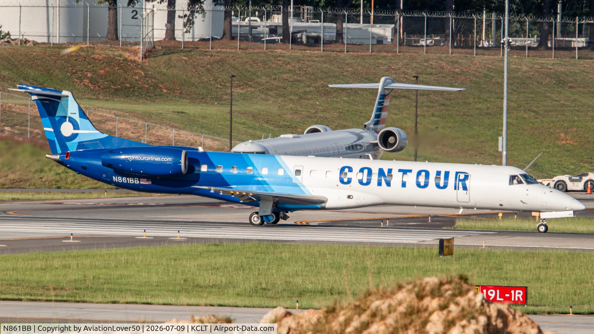 Aircraft N861BB, 2004 Embraer ERJ-145LR (EMB-145LR), c/n 14500861, Contour ERJ-145, at KCLT, photo by AviationLover50