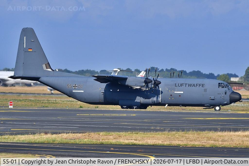 Aircraft 55-01, Lockheed Martin C-130J-30 Hercules, c/n 382-5930, GAF319, at LFBD, photo by Jean Christophe Ravon / FRENCHSKY
