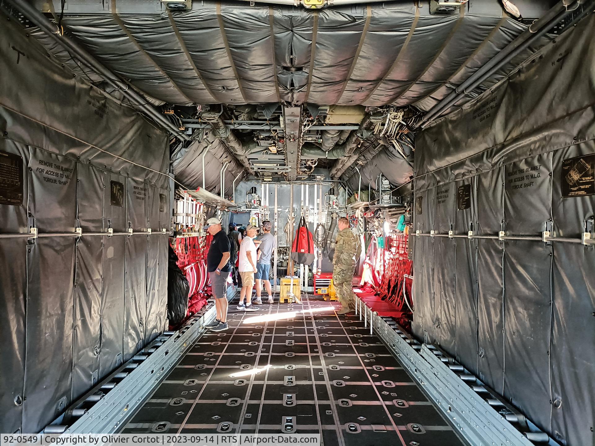 92-0549, 1992 Lockheed C-130H Hercules, c/n 382-5337, cargo bay