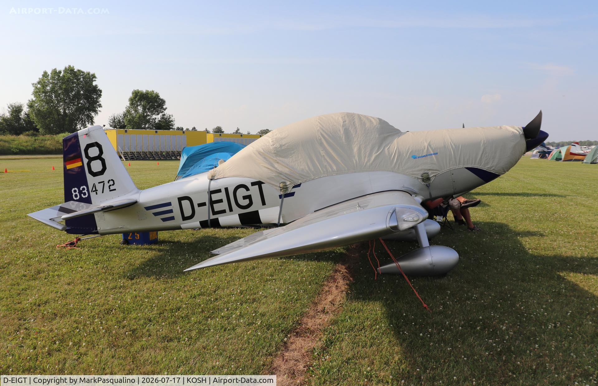 Aircraft D-EIGT, 2016 Vans RV- 8, c/n 83472, Vans RV-8, at KOSH, photo by MarkPasqualino
