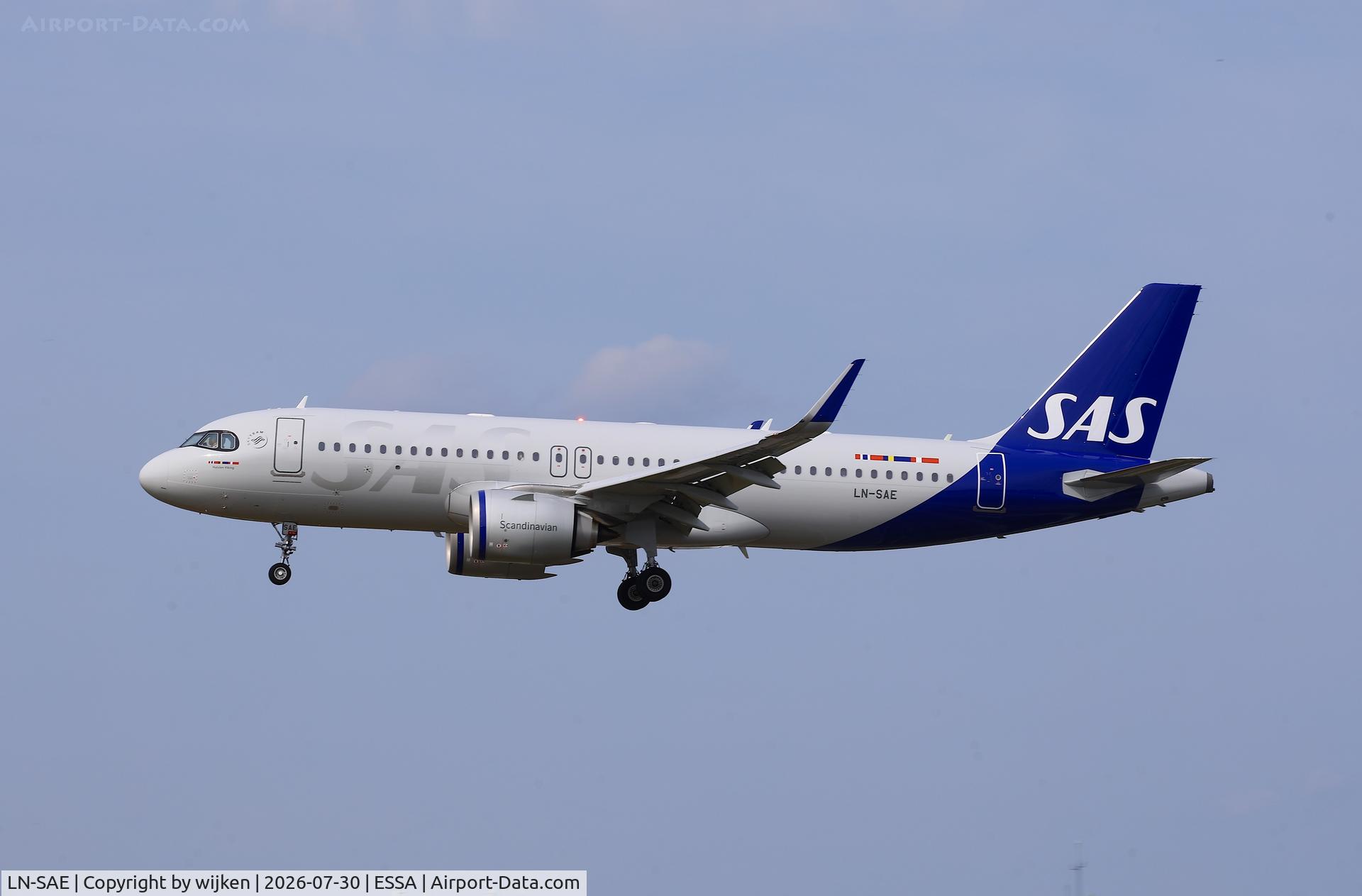 Aircraft LN-SAE, 2026 Airbus A320-251N, c/n 13090, Rwy 19L, at ESSA, photo by wijken