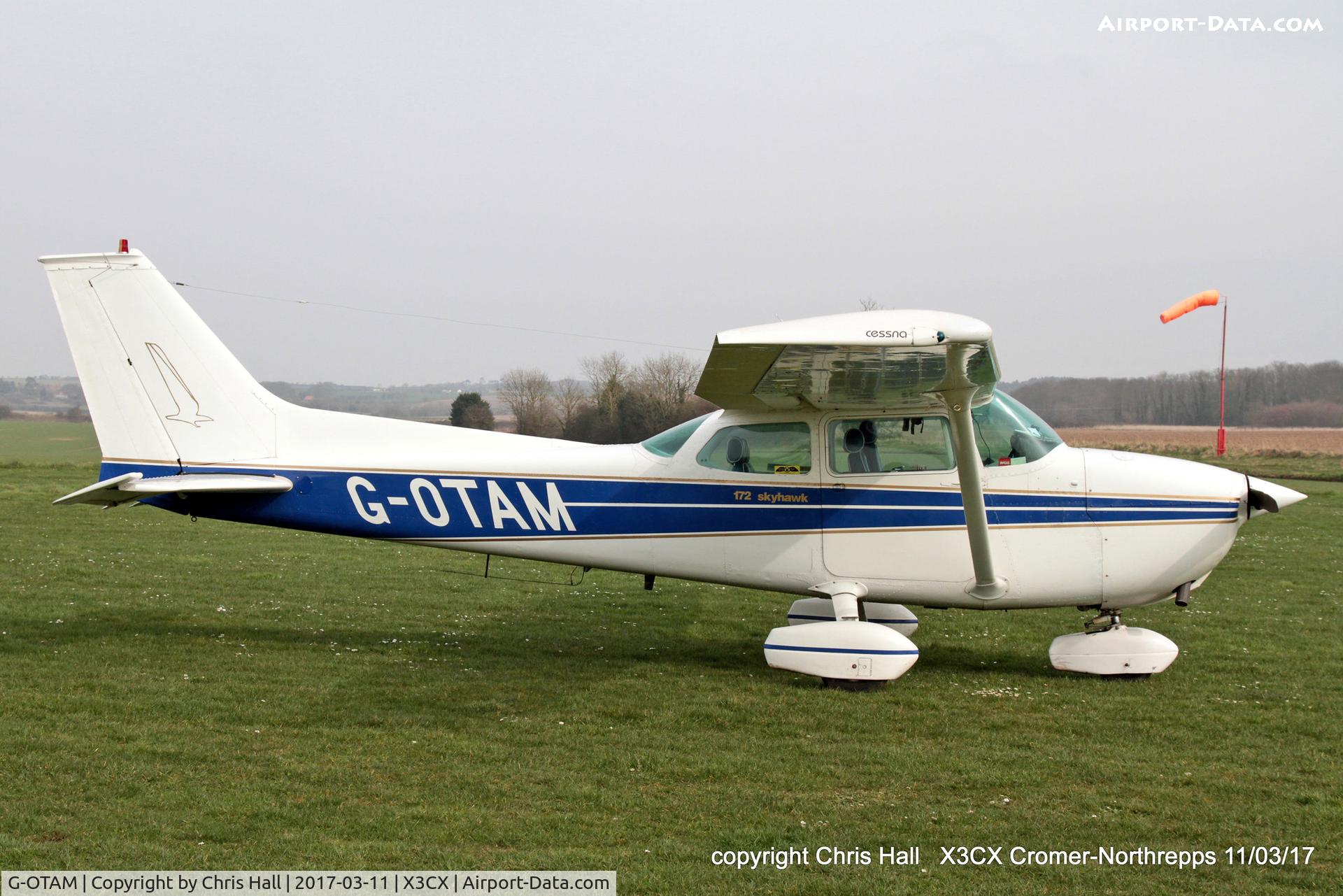 G-OTAM, 1974 Cessna 172M Skyhawk, c/n 172-64098, Northrepps, 11/03/17