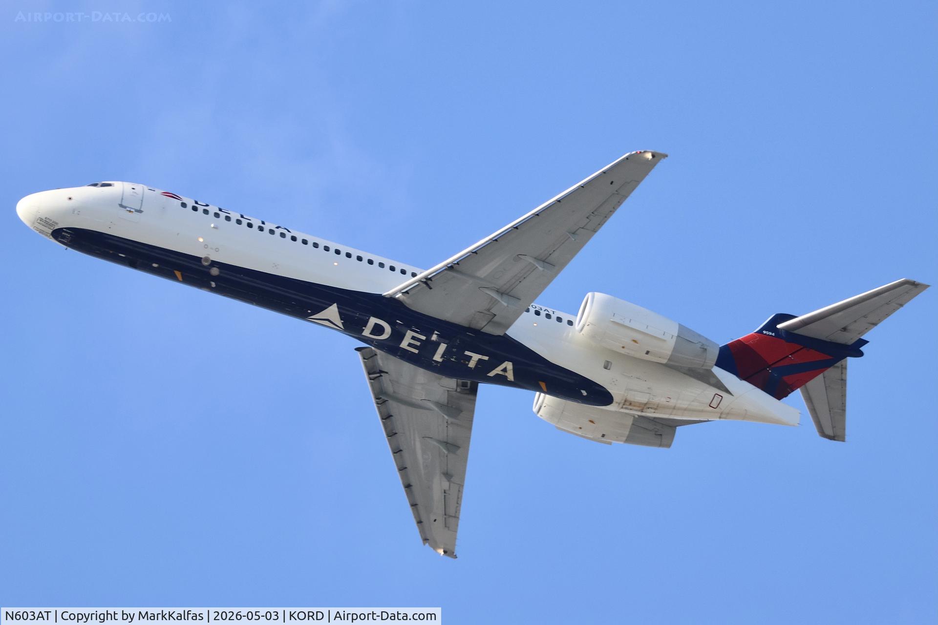 N603AT, 2001 Boeing 717-22A, c/n 55127, B712 Delta Boeing 717-22A, N603AT departing 28R KORD