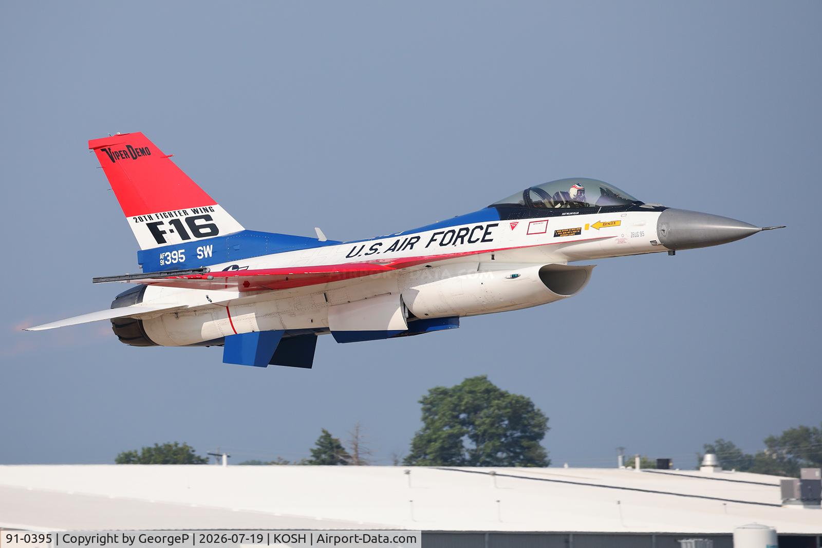 Aircraft 91-0395, 1991 General Dynamics F-16CM Fighting Falcon, c/n CC-93, Airventure 2026., at KOSH, photo by GeorgeP