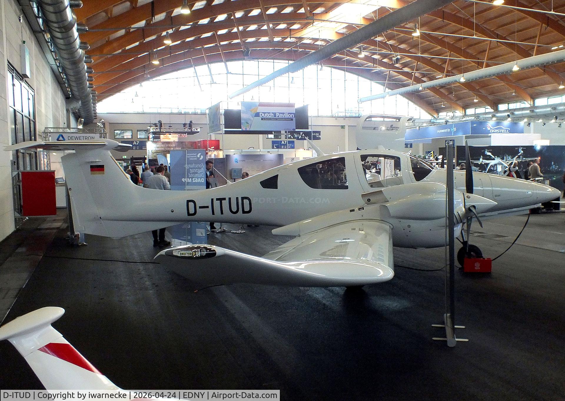 D-ITUD, Diamond DA-62MPP, c/n 62.350, Diamond DA-62 MPP research aircraft of Dresden Technical University at the AERO 2026, Friedrichshafen