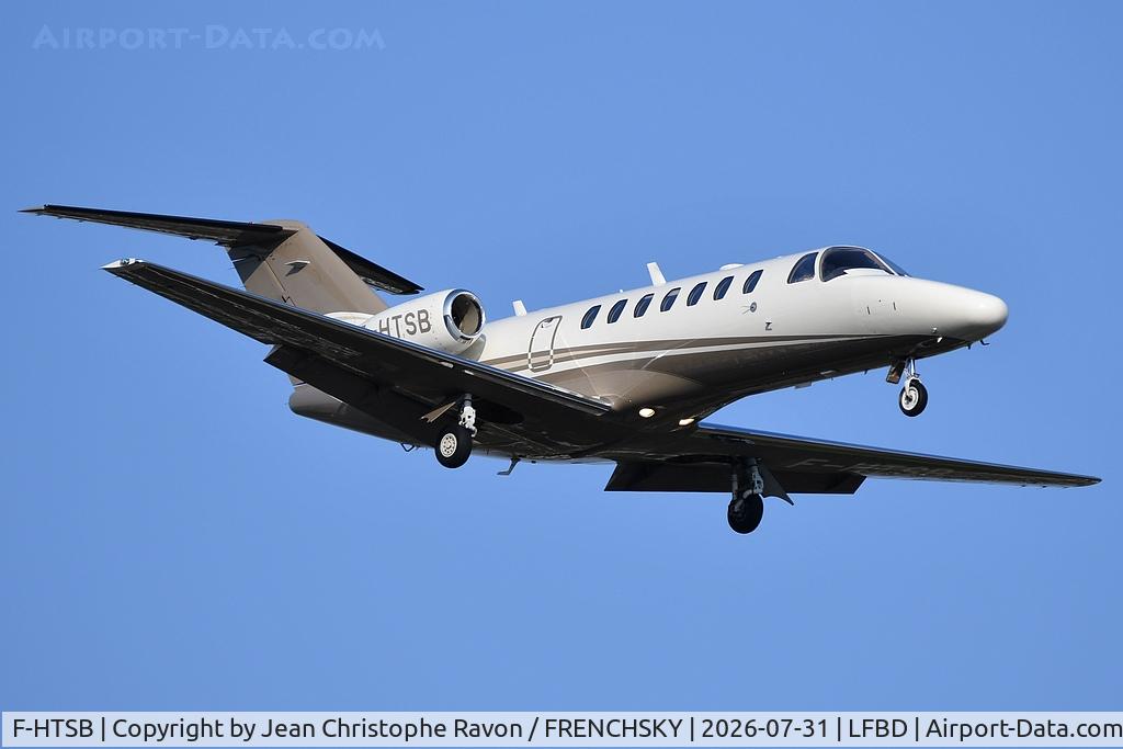 F-HTSB, 2008 Cessna 525B CitationJet CJ3, c/n 525B-0230, Faro (FAO)	Bordeaux (BOD)	(VLJ903L)