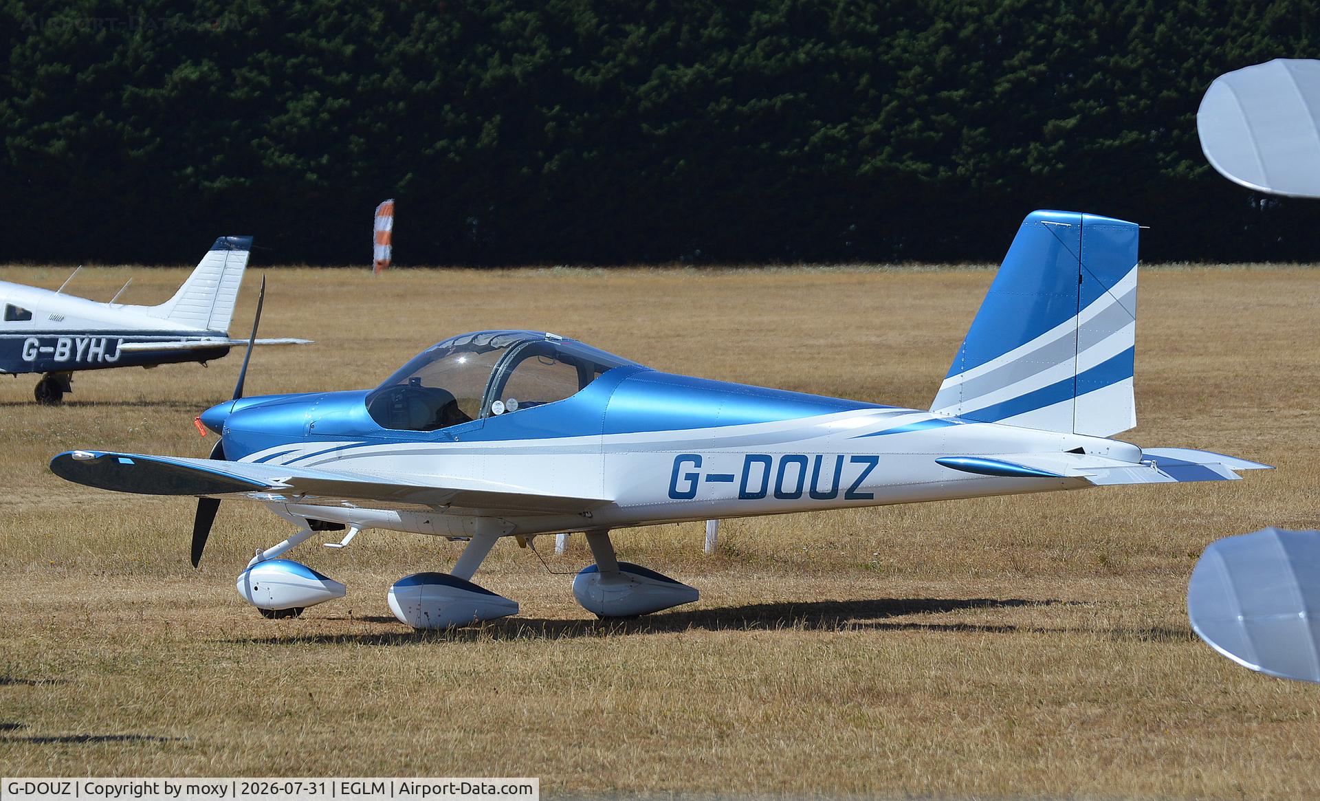 Aircraft G-DOUZ, 2017 Vans RV-12, c/n LAA 363-15344, Vans RV-12 at White Waltham., at EGLM, photo by moxy