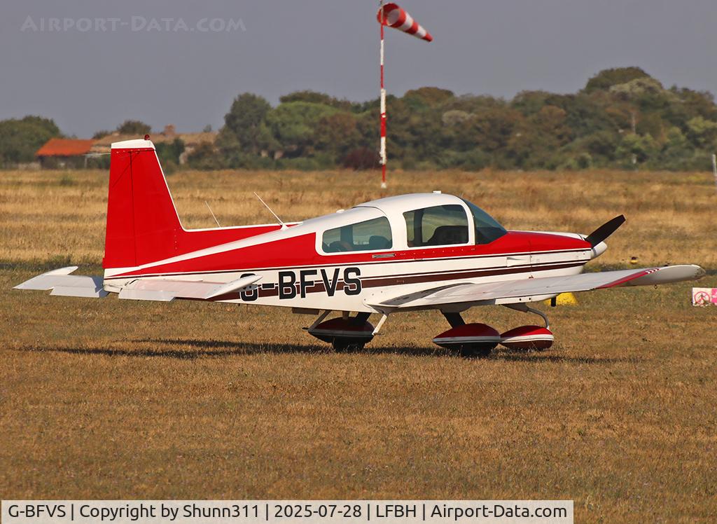 G-BFVS, 1978 Grumman American AA-5B Tiger, c/n AA5B-0784, Parked in the grass...
