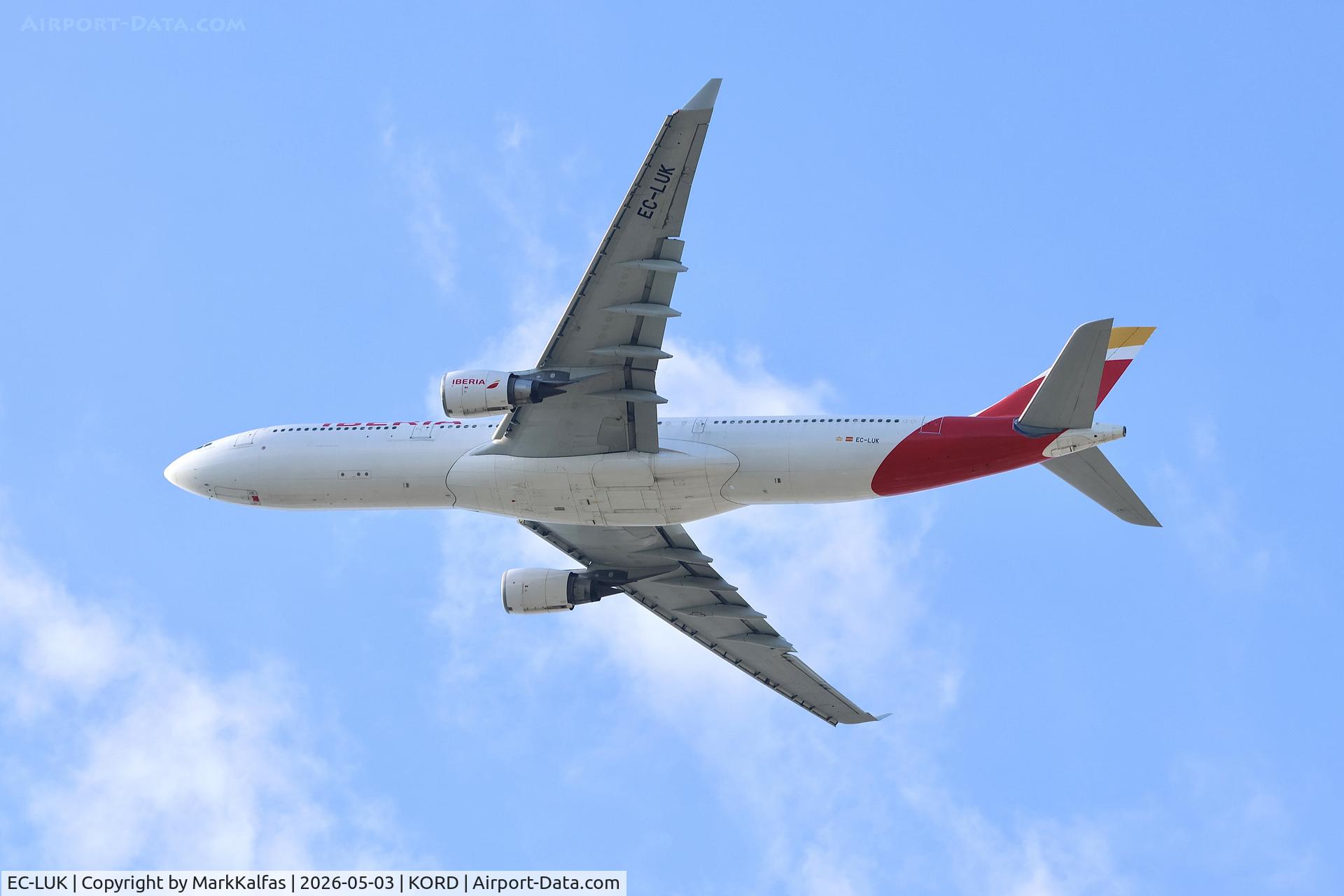 Aircraft EC-LUK, 2012 Airbus A330-302, c/n 1385, A333 IBERIA Airbus A330-302, EC-LUK departing 28R KORD., at KORD, photo by MarkKalfas