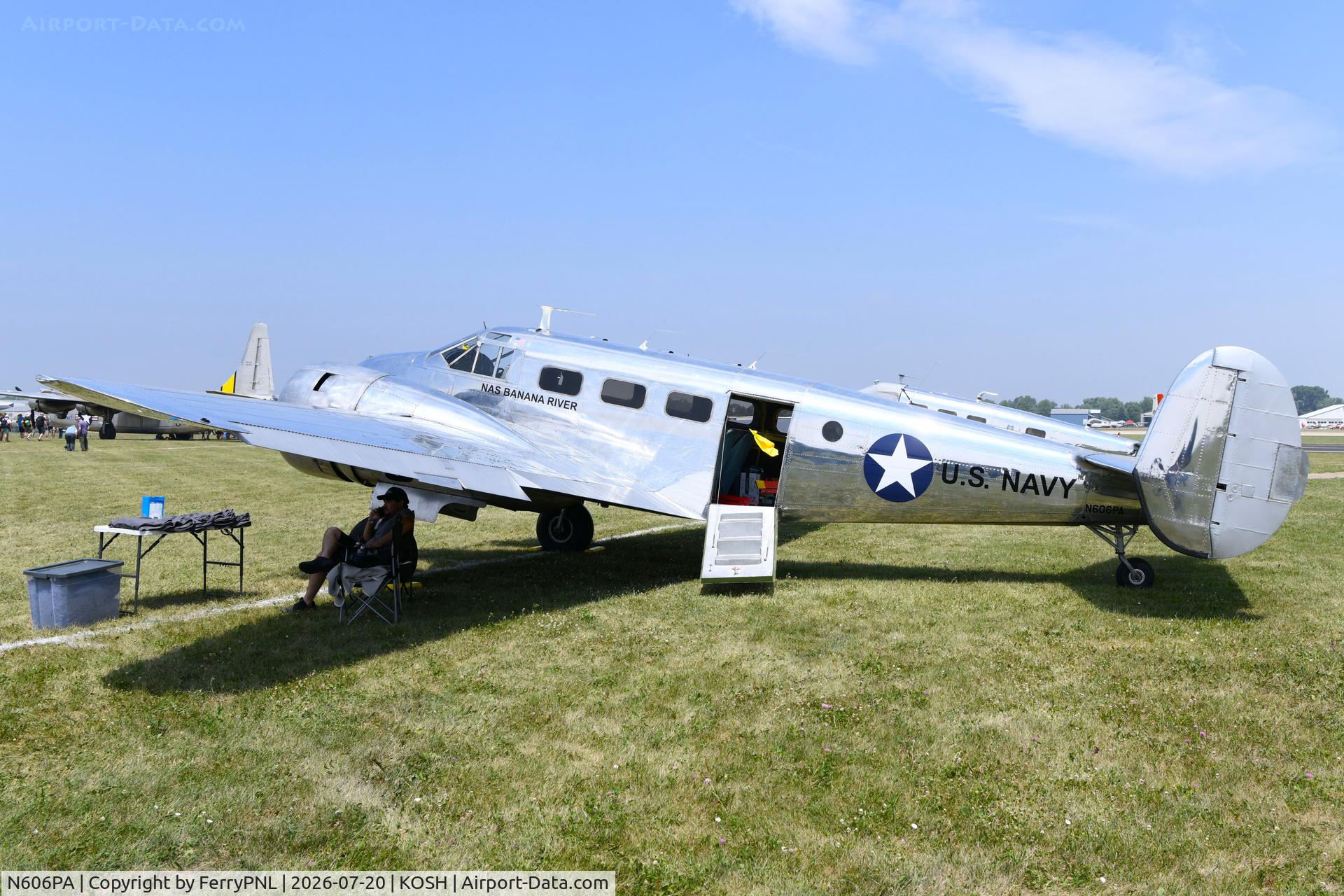 Aircraft N606PA, 1952 Beech C-45H Expeditor, c/n AF-827 (52-10897), Beech CH-45H, at KOSH, photo by FerryPNL