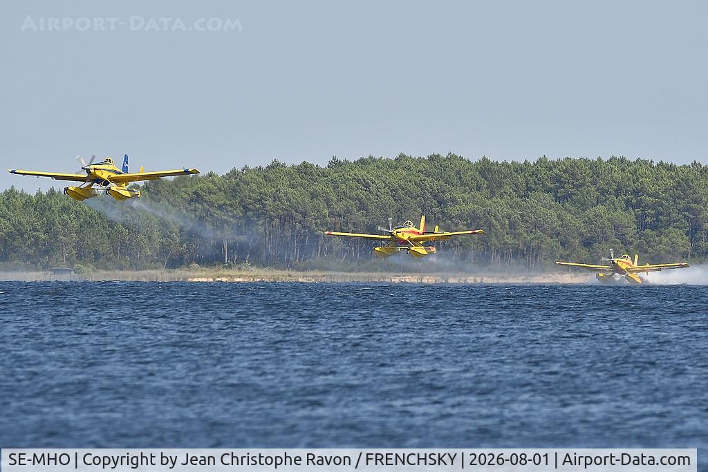 SE-MHO, 2020 Air Tractor AT-802F Fire Boss, c/n 802A-0845, Lac de Lacanau, Le Porge'fire