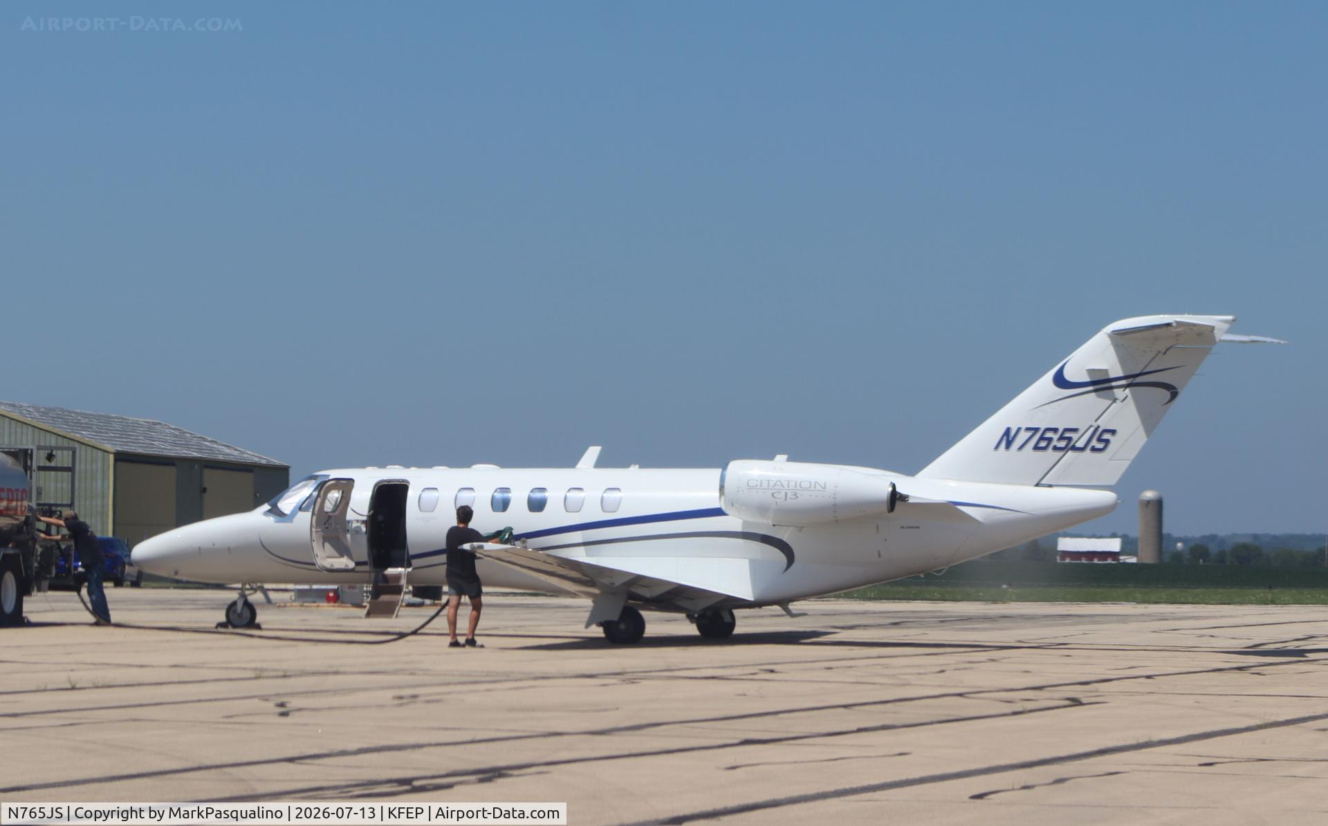Aircraft N765JS, 2006 Cessna 525B, c/n 525B-0092, Cessna 525B, at KFEP, photo by MarkPasqualino