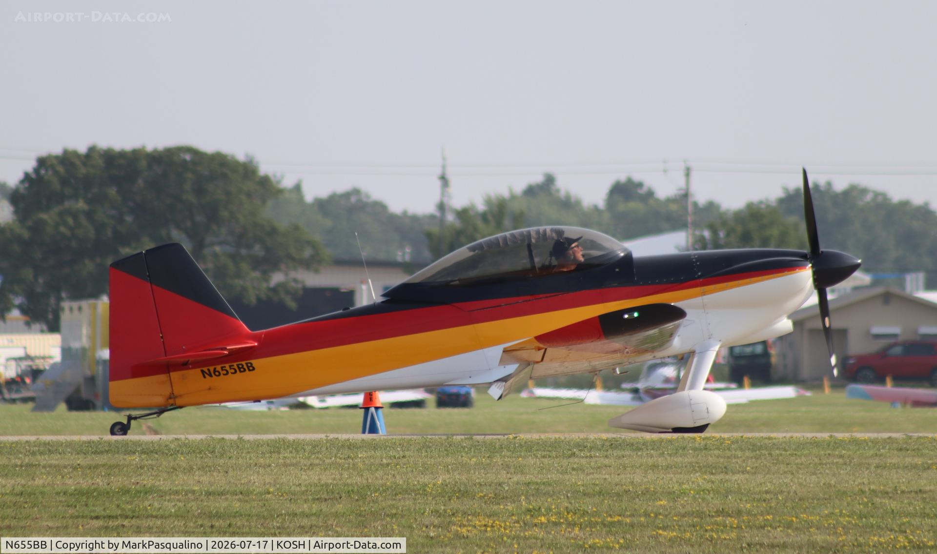 Aircraft N655BB, Vans RV-4, c/n 489, Vans RV-4, at KOSH, photo by MarkPasqualino