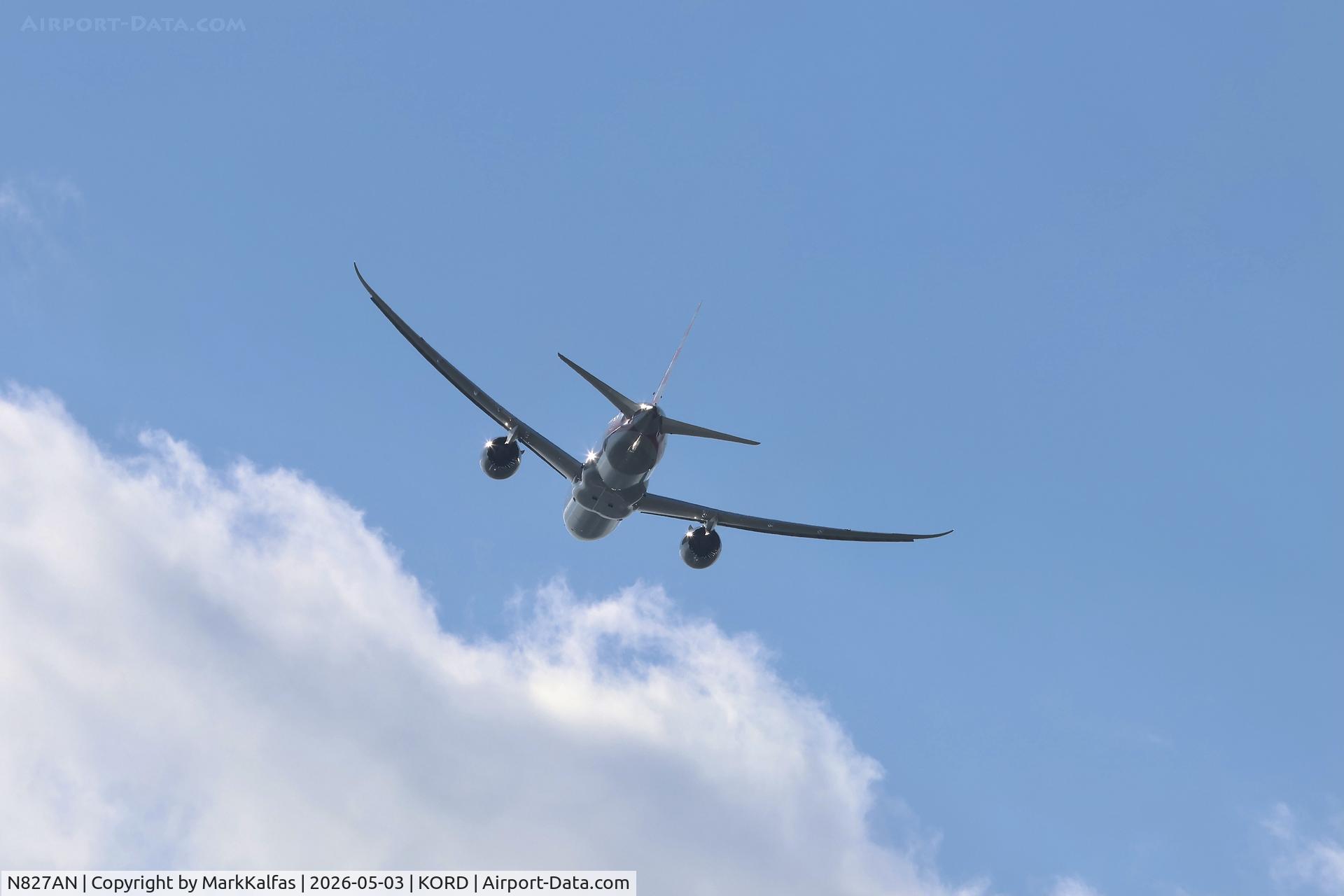 N827AN, 2017 Boeing 787-9 Dreamliner Dreamliner, c/n 40647, B789 American Boeing 787-9 Dreamliner N827AN departing 28R KORD