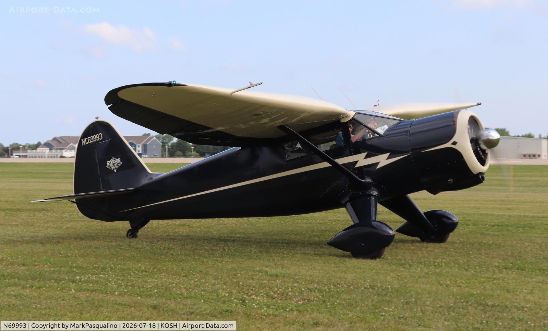 N69993, 1943 Stinson V77 (AT-19) Reliant, c/n 77-211, Stinson V77
