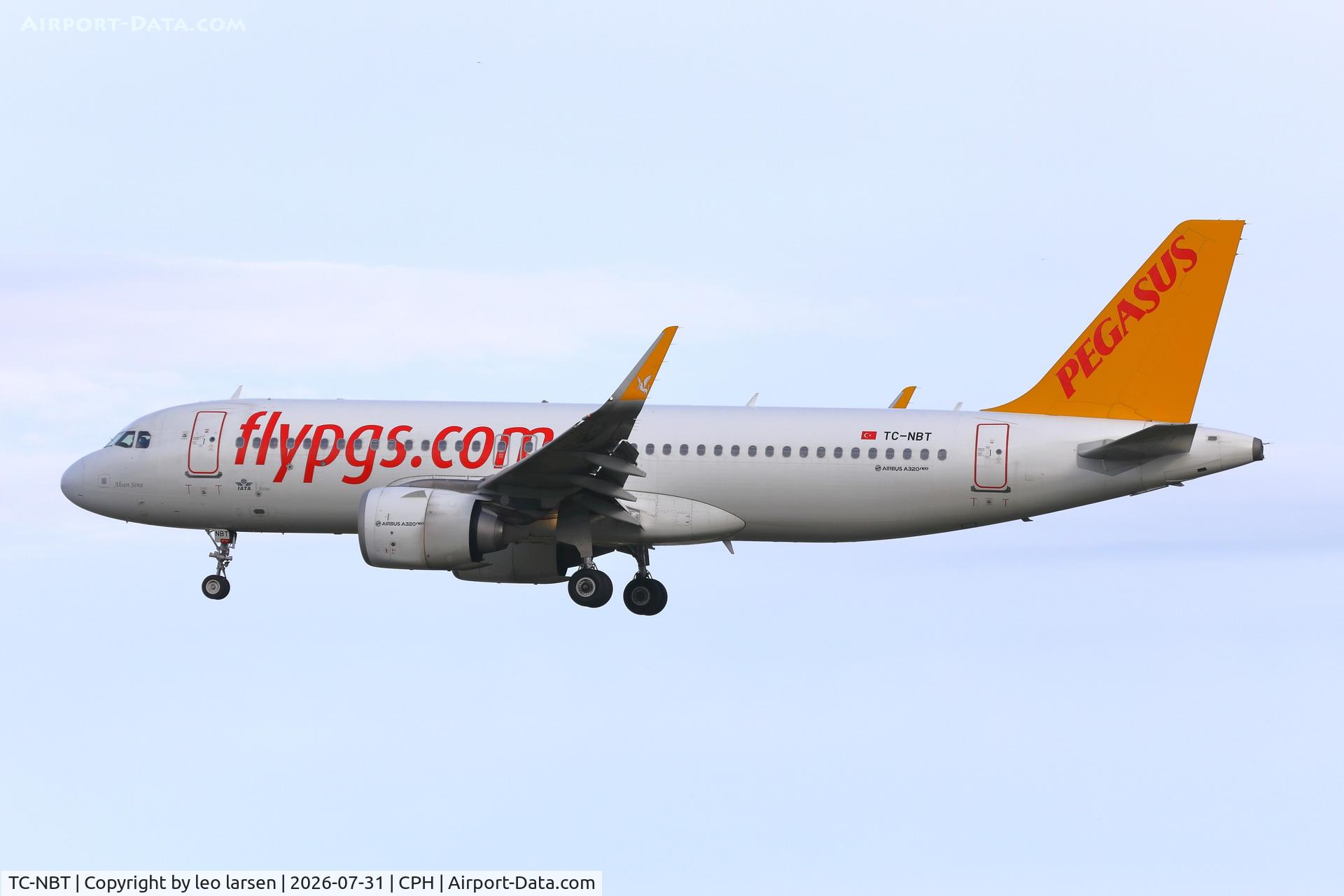 Aircraft TC-NBT, 2018 Airbus A320-251N, c/n 8214, Copenhagen 31.7.2026, at CPH, photo by leo larsen