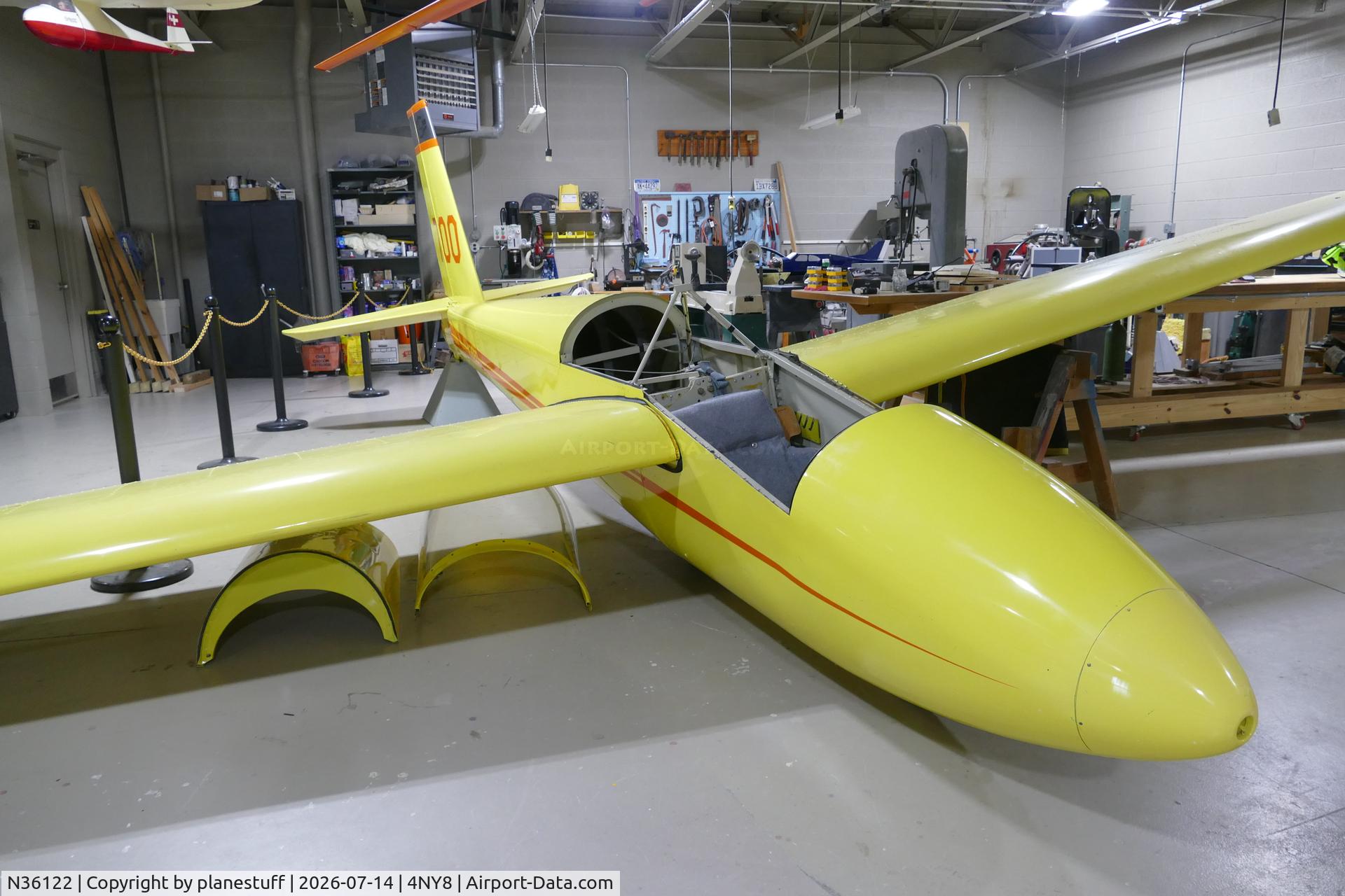 Aircraft N36122, 1979 Schweizer SGS 1-26E, c/n 700, Last SGS 1-26E built, at 4NY8, photo by planestuff