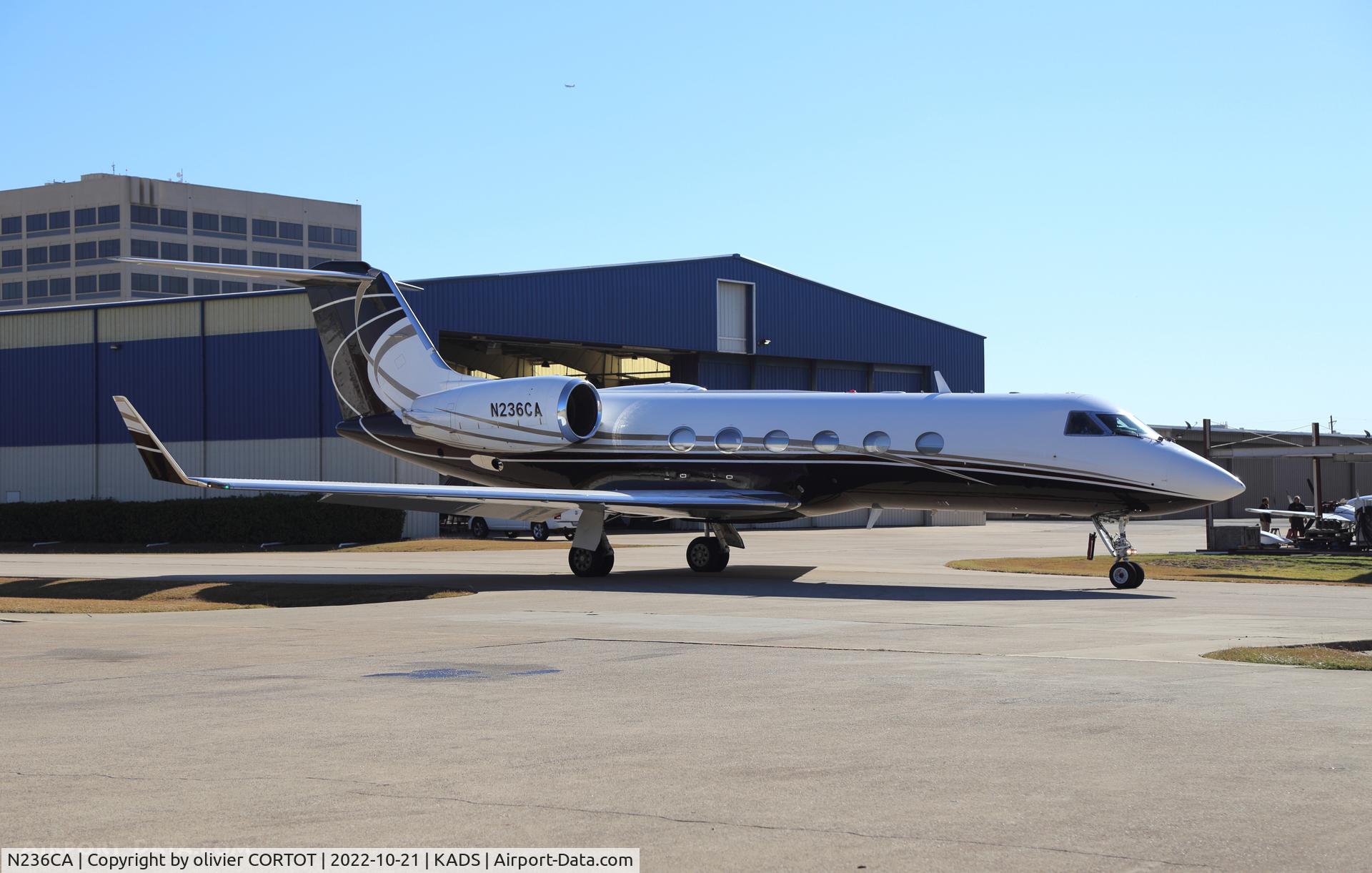 N236CA, 1993 Gulfstream Aerospace G-1159C Gulfstream IV, c/n 1202, 2022