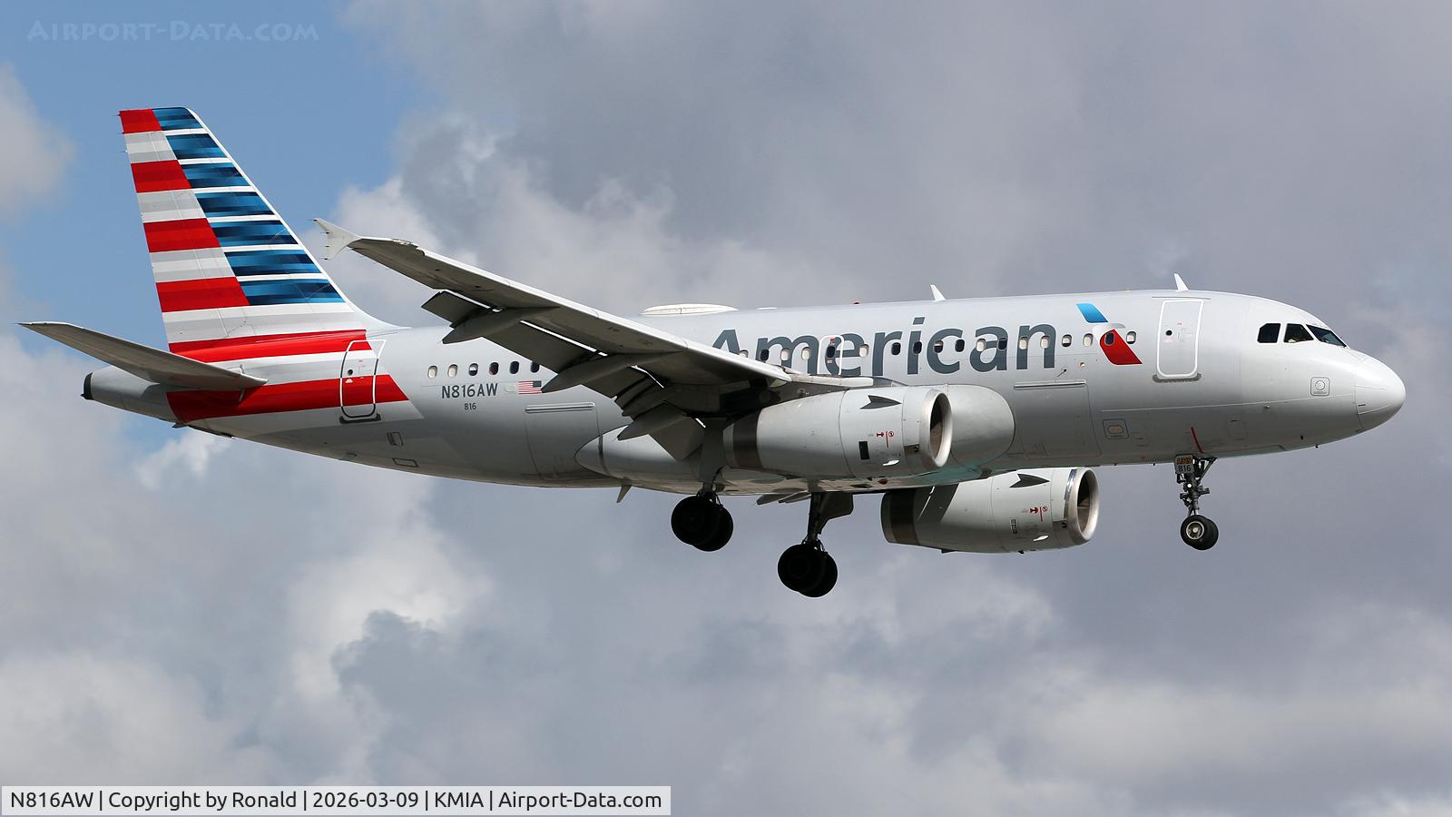 N816AW, 2000 Airbus A319-132, c/n 1350, at mia