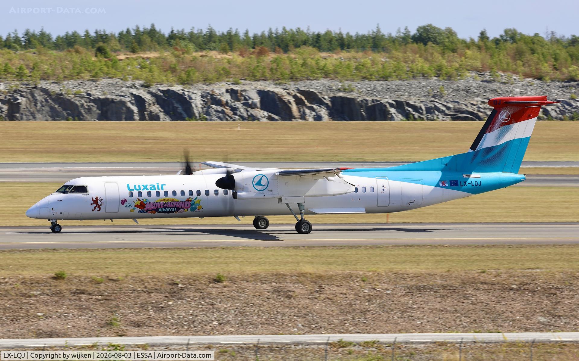 Aircraft LX-LQJ, 2017 De Havilland Canada DHC-8-402Q Dash 8, c/n 4562, Twy W, at ESSA, photo by wijken