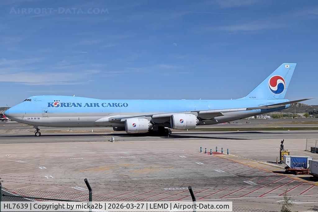 Aircraft HL7639, 2016 Boeing 747-8B5F, c/n 37653 l/n 1528, Taxiing, at LEMD, photo by micka2b